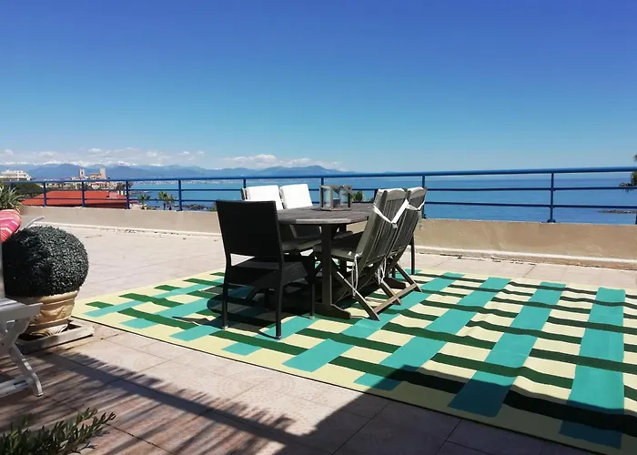 Apartment Rooftop Vue Antibes